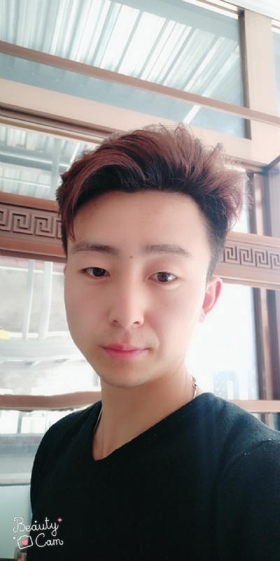 拼命微笑的第二张照片--许昌相亲服务中心
