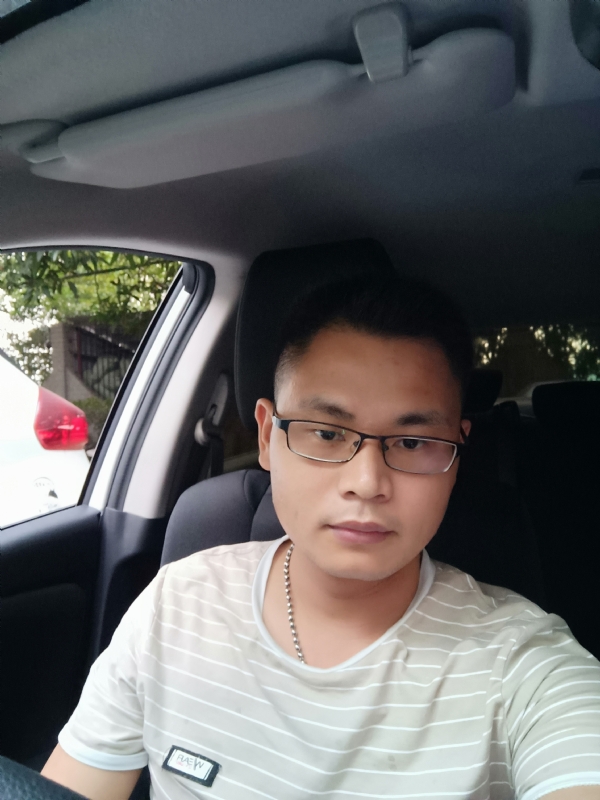 水明的第一张照片--许昌相亲服务中心