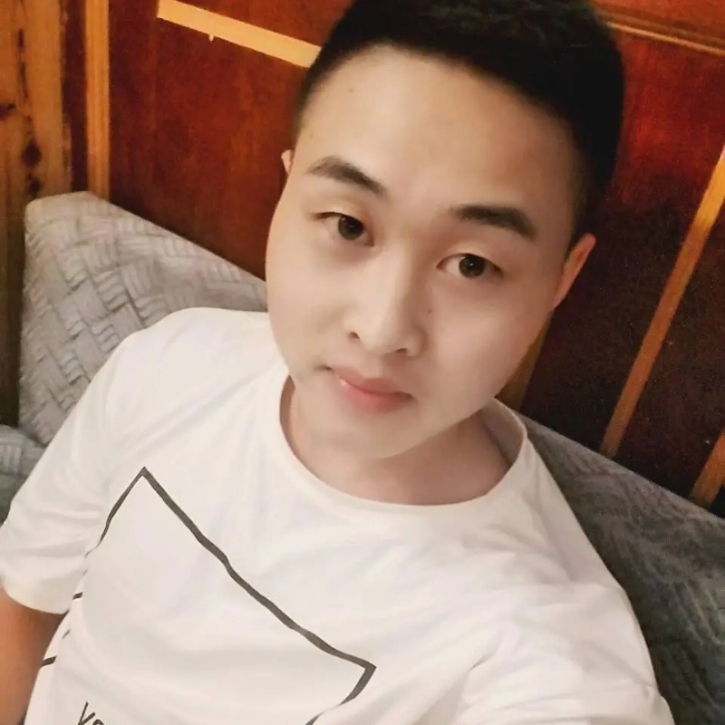 娃娃脸小爸爸的第二张照片--许昌相亲服务中心