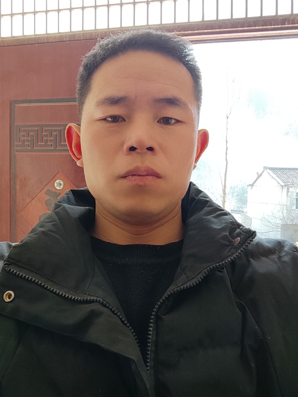 勇敢的成长的第一张照片--许昌相亲服务中心