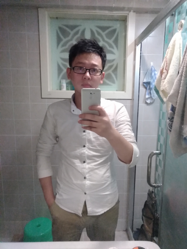 花谢魂伤的第一张照片--许昌相亲服务中心
