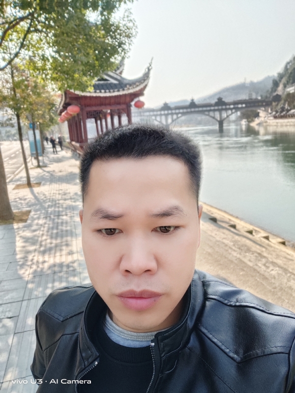 啊锦的第二张照片--许昌相亲服务中心