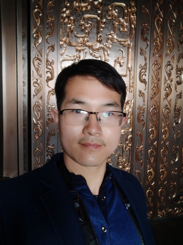 鹏鸟的第一张照片--许昌相亲服务中心