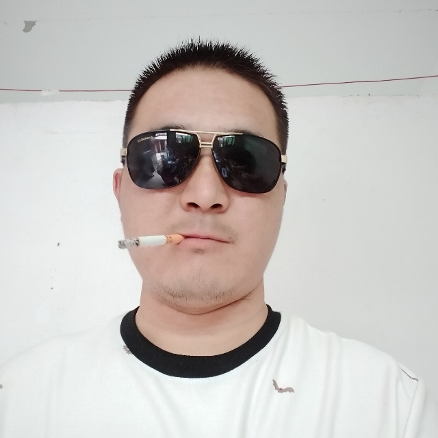 白伟伟的第一张照片--许昌相亲服务中心