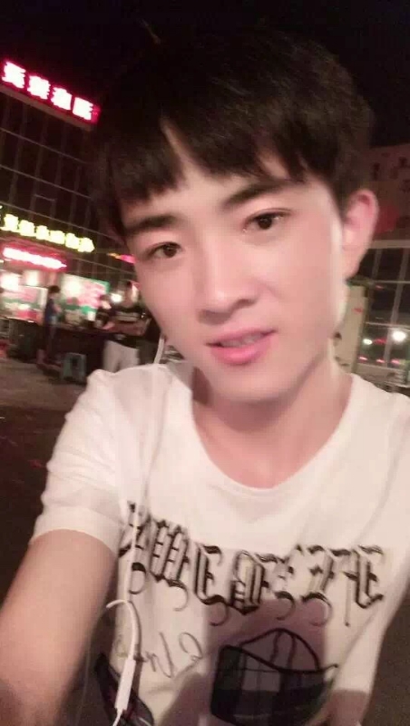 小先生的第一张照片--许昌相亲服务中心