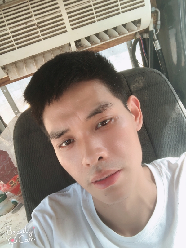 小董的第一张照片--许昌相亲服务中心