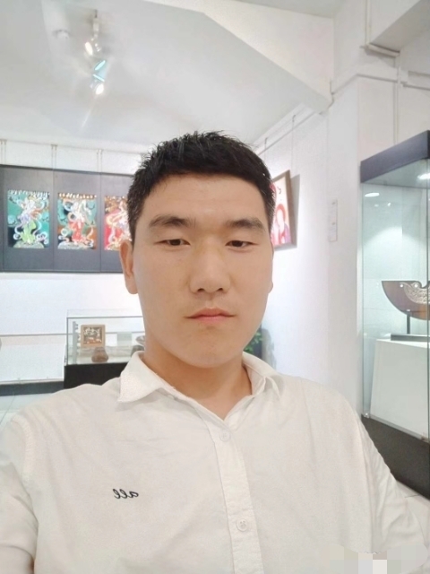 自律人生的第一张照片--许昌相亲服务中心