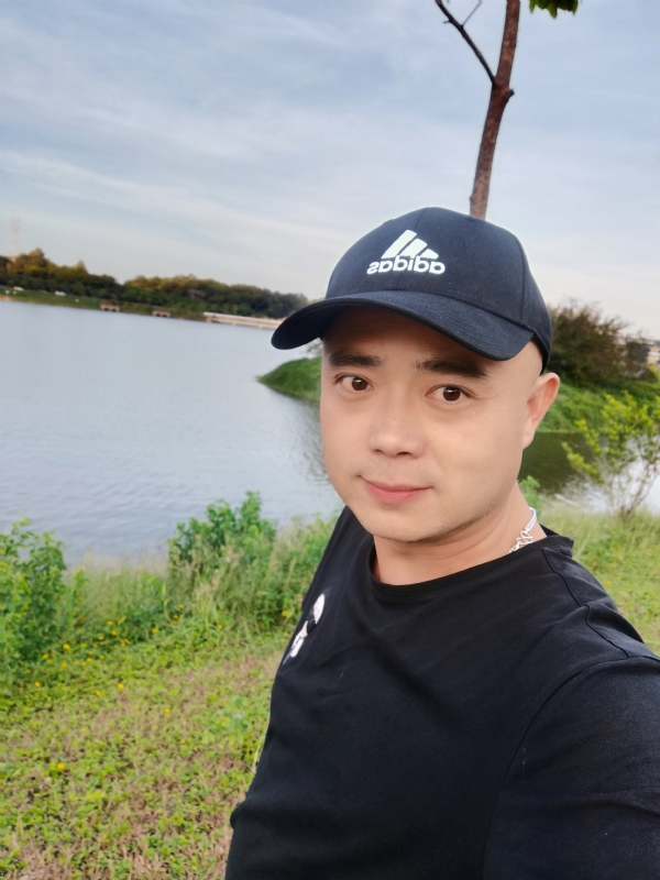 石头哥的第一张照片--许昌相亲服务中心