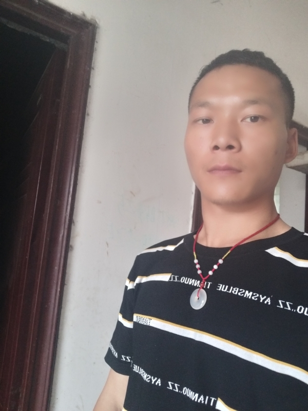 爱，请深爱的第二张照片--许昌相亲服务中心
