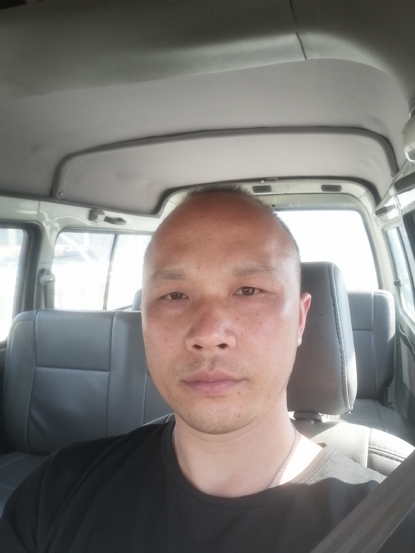 新旺丁的第一张照片--许昌相亲服务中心