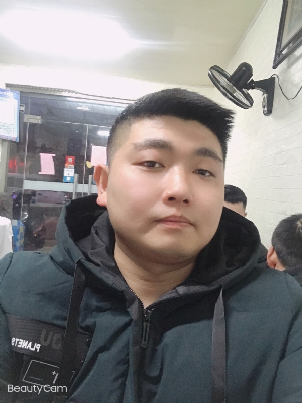 回忆是个小孩的第一张照片--许昌相亲服务中心