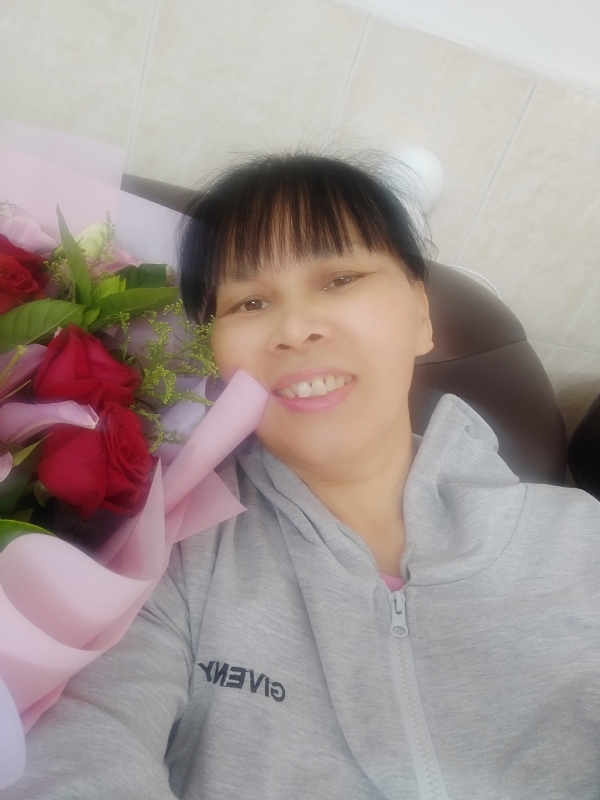 言言的第一张照片--许昌相亲服务中心