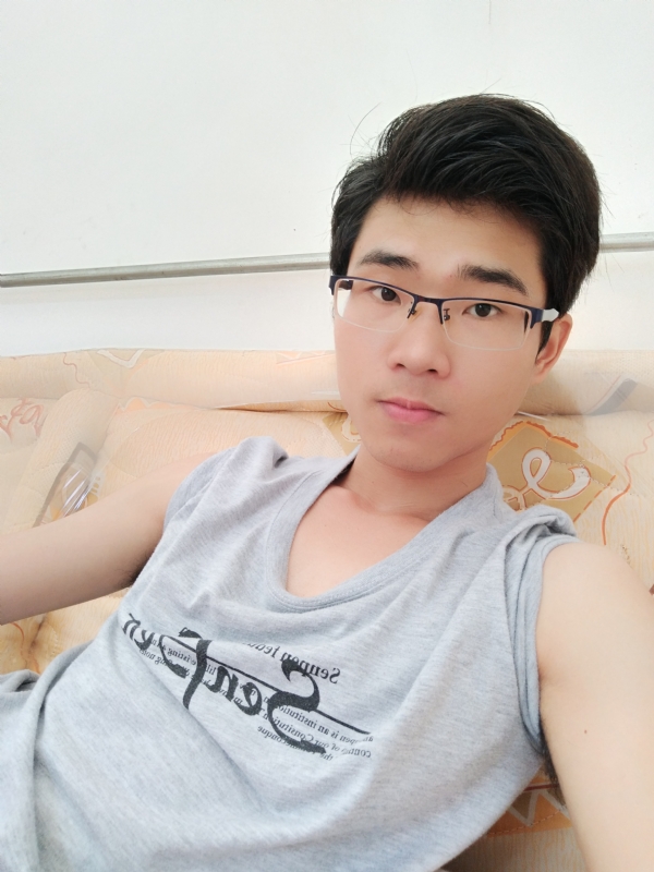 南国大帝的第一张照片--许昌相亲服务中心