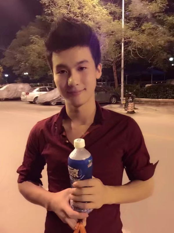 皮特王的第三张照片--许昌相亲服务中心