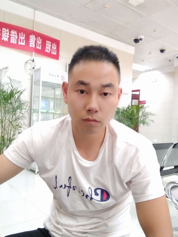 小少的第一张照片--许昌相亲服务中心