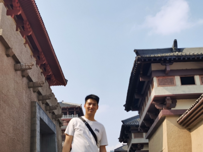 咸鱼不闲的第二张照片--许昌相亲服务中心
