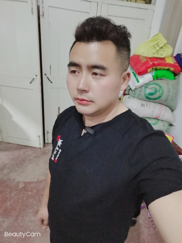 阿杰的第一张照片--许昌相亲服务中心