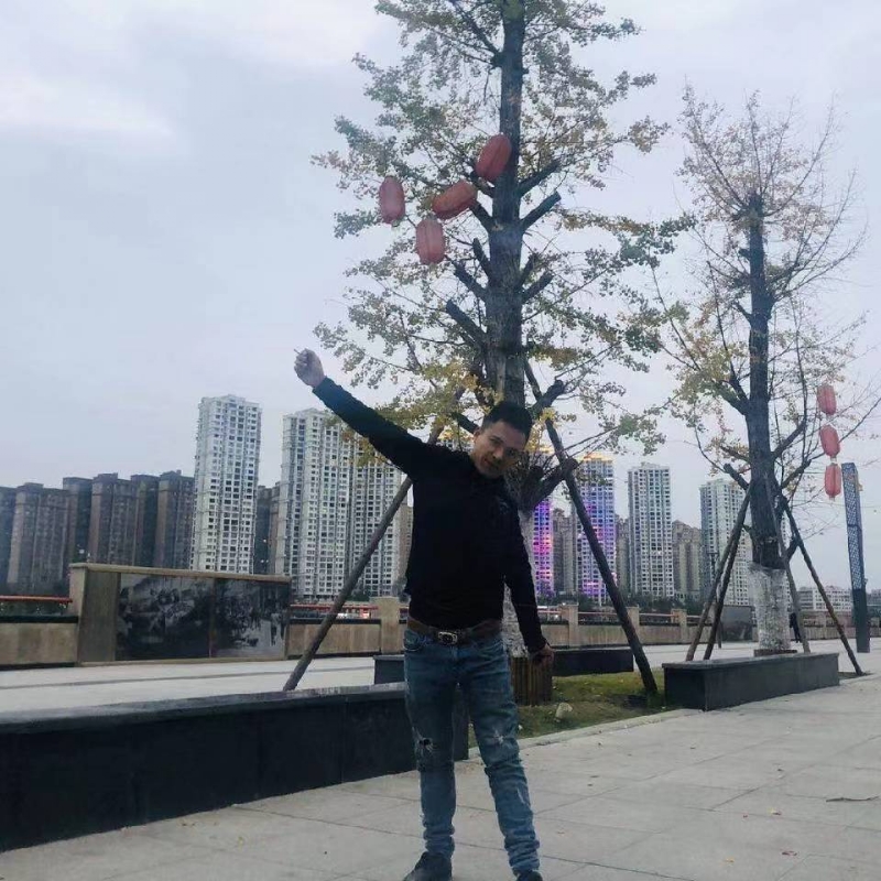 空空的房间的第一张照片--许昌相亲服务中心