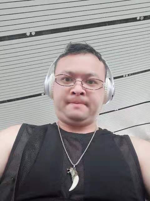 醉叶孤城的第一张照片--许昌相亲服务中心