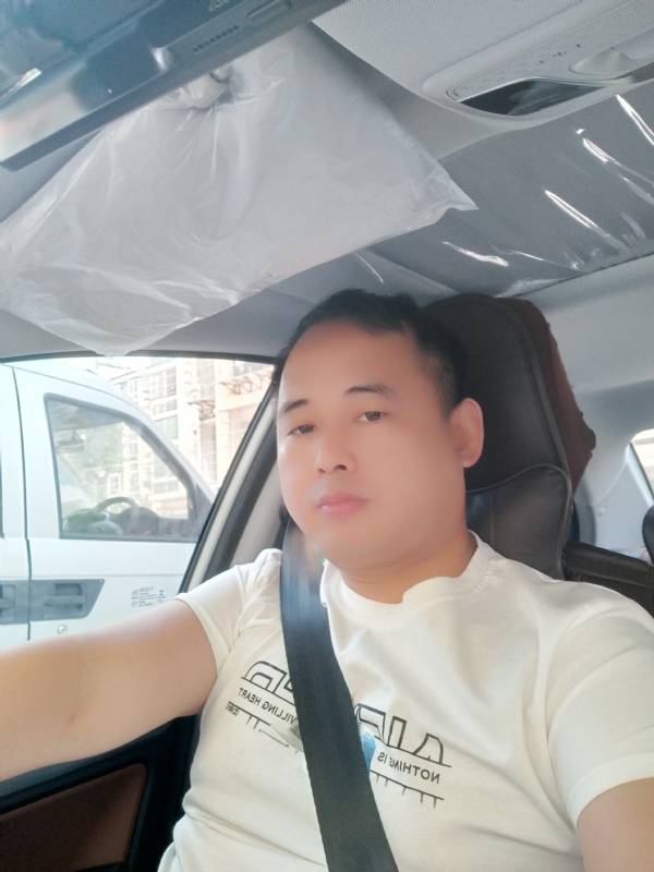 有你就好的第三张照片--许昌相亲服务中心