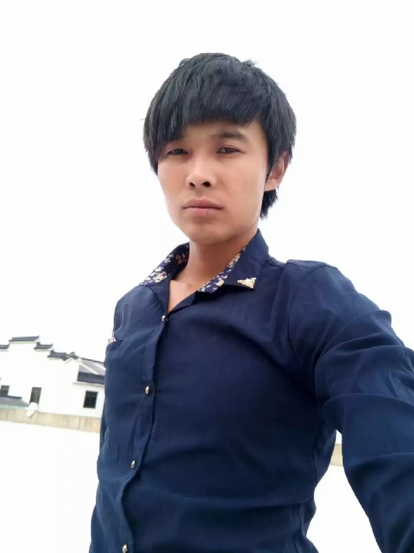 庸人自扰的第一张照片--许昌相亲服务中心