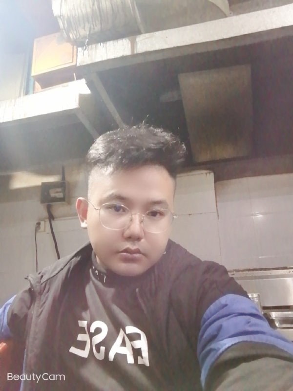 棒哥的第一张照片--许昌相亲服务中心