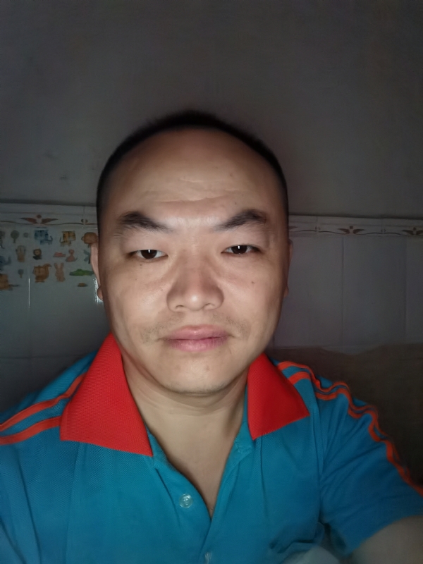 与子携老的第二张照片--许昌相亲服务中心