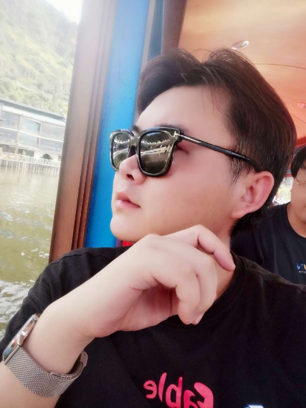 曲生的第三张照片--许昌相亲服务中心