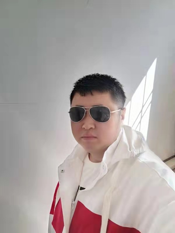 大漠叔叔的第一张照片--许昌相亲服务中心