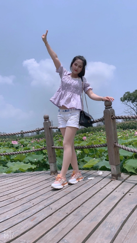 秋水伊人的第二张照片--许昌相亲服务中心