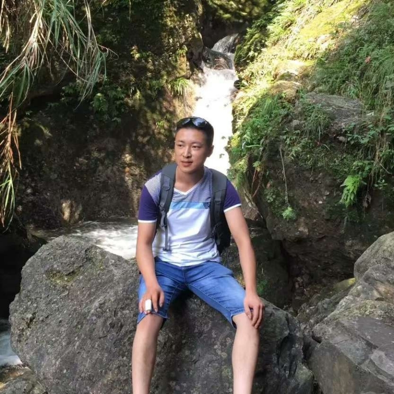 人杰地也灵的第一张照片--许昌相亲服务中心