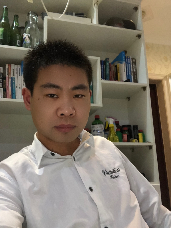取经年的第二张照片--许昌相亲服务中心