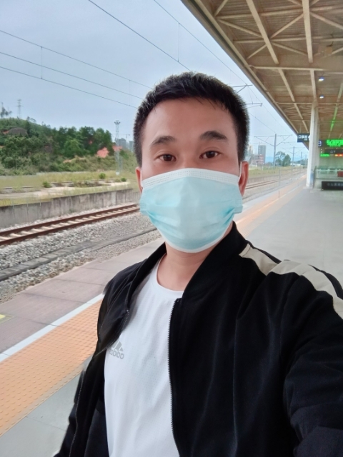 小李的第一张照片--许昌相亲服务中心