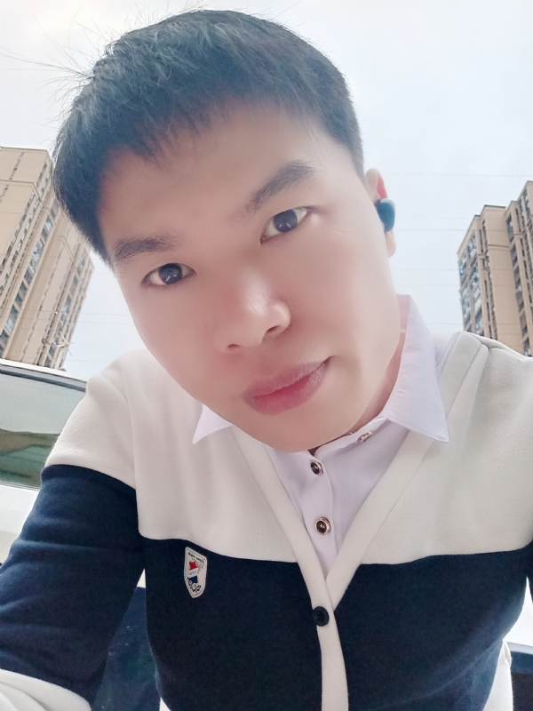 雨霁月清风的第二张照片--许昌相亲服务中心