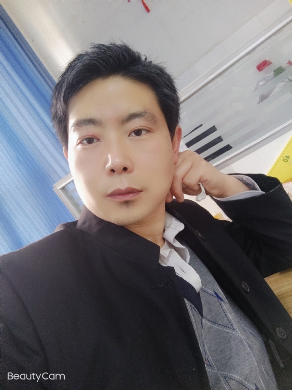 铜豌豆的第一张照片--许昌相亲服务中心