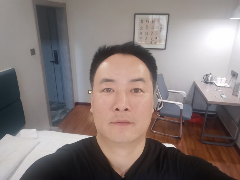 莫待花落空折枝的第一张照片--许昌相亲服务中心