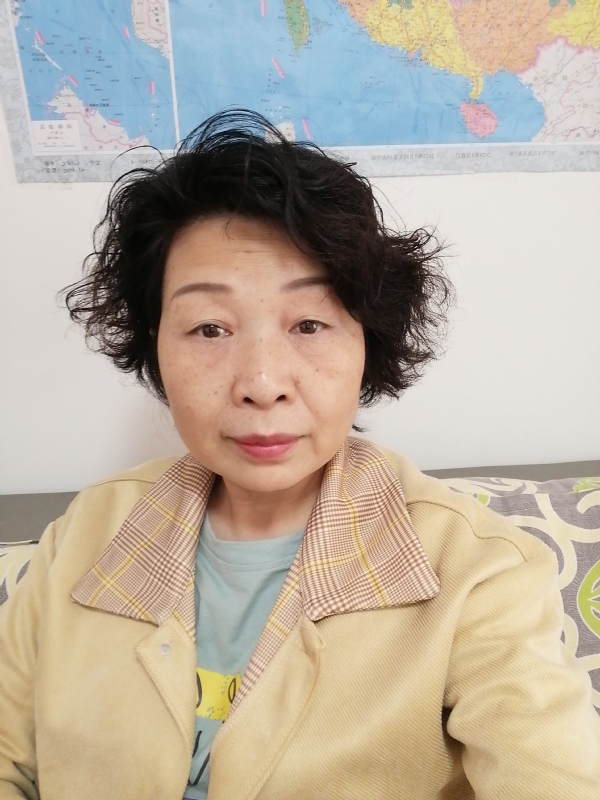 香水百合的第一张照片--许昌相亲服务中心