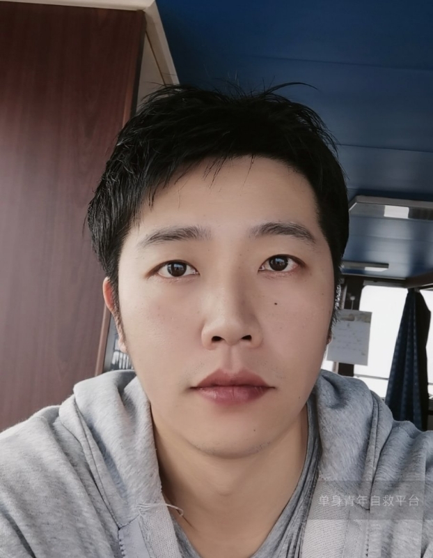 不太帅的男人的第二张照片--许昌相亲服务中心