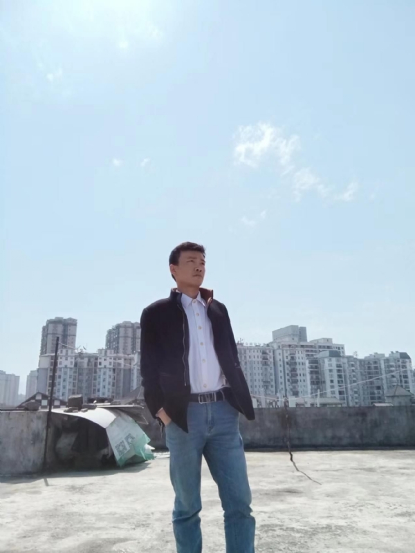 蓝色心情的第一张照片--许昌相亲服务中心
