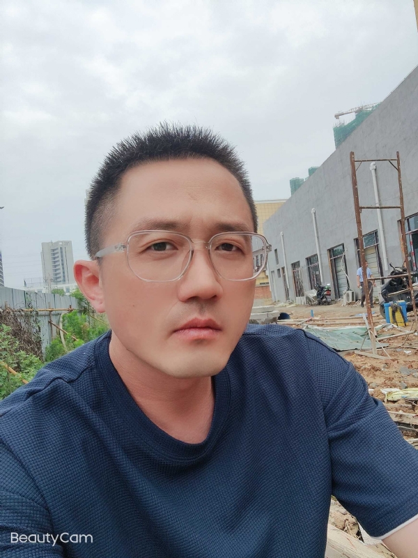 清风烈酒的第二张照片--许昌相亲服务中心