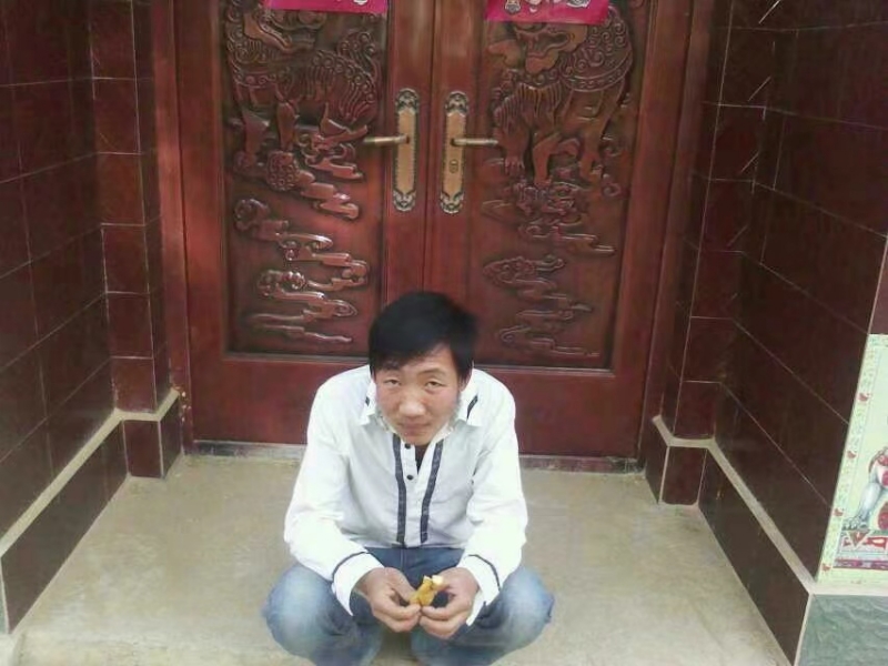 潘先生的第一张照片--许昌相亲服务中心