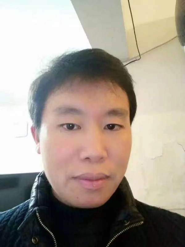 擎天柱的第三张照片--许昌相亲服务中心