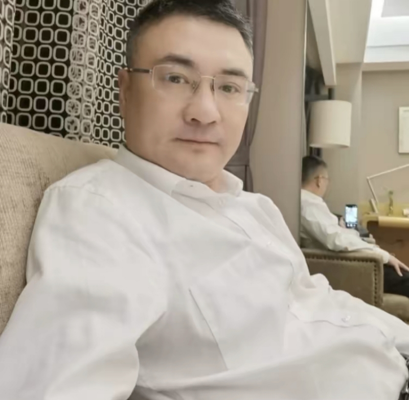 追逐的第二张照片--许昌相亲服务中心