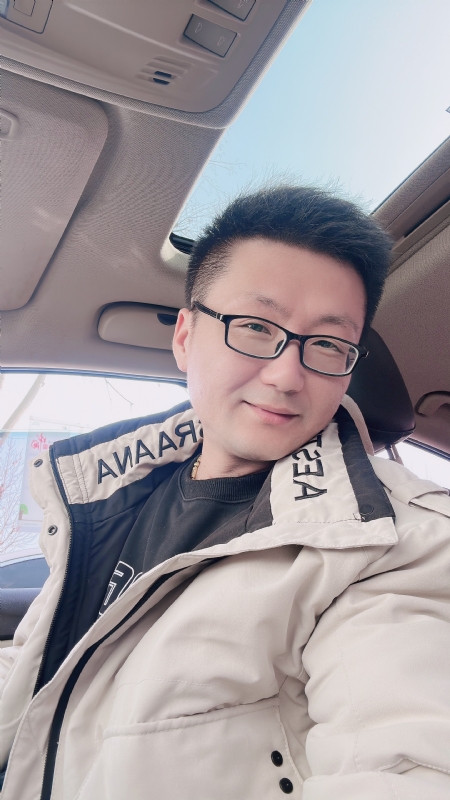 不离不弃的第二张照片--许昌相亲服务中心