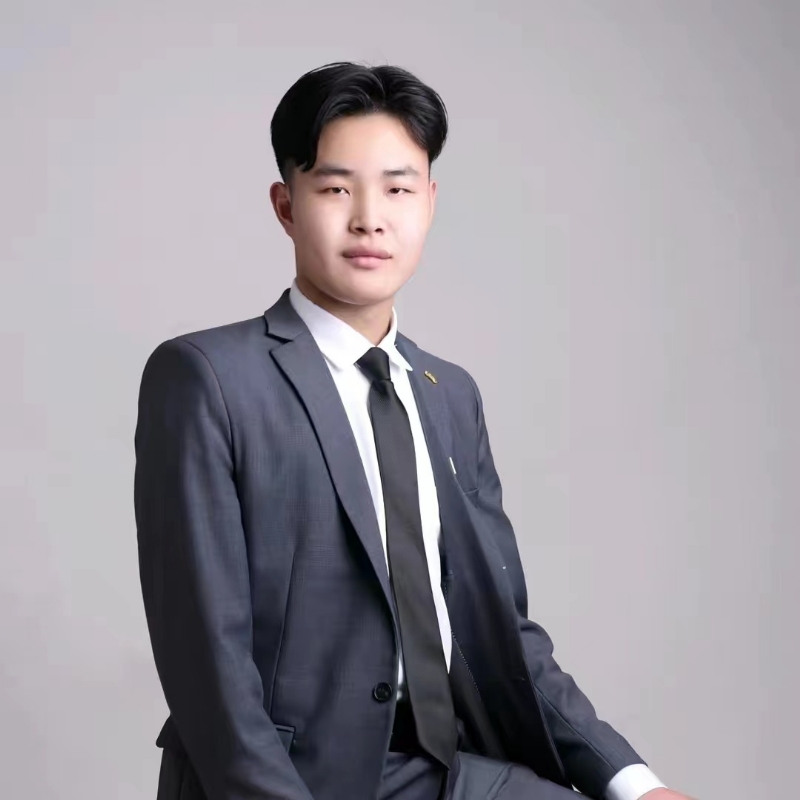 孤独的狼的第一张照片--许昌相亲服务中心