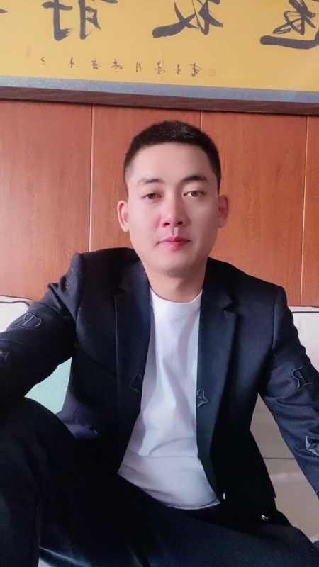 李泽胜的第一张照片--许昌相亲服务中心