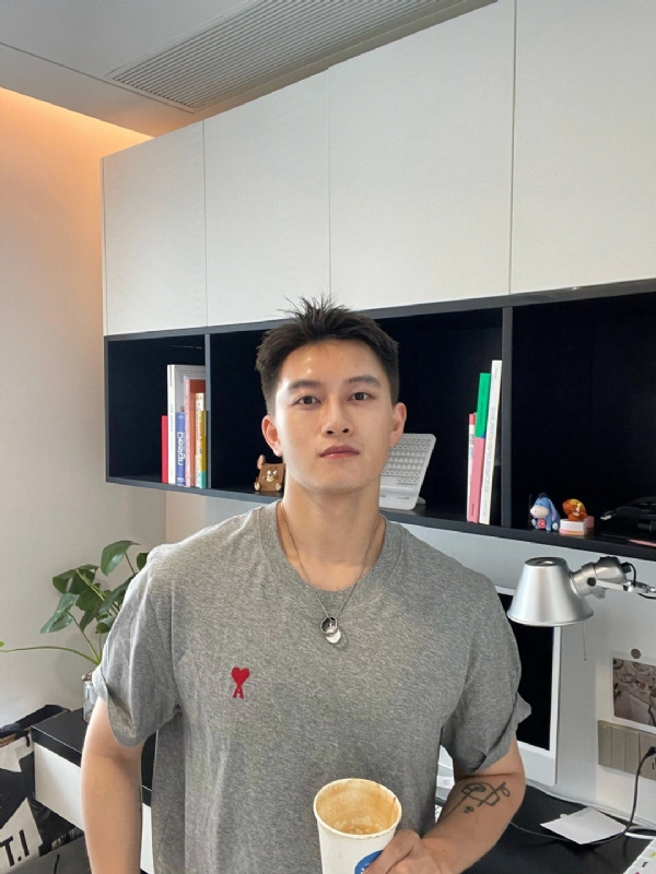 月光之下的第二张照片--许昌相亲服务中心