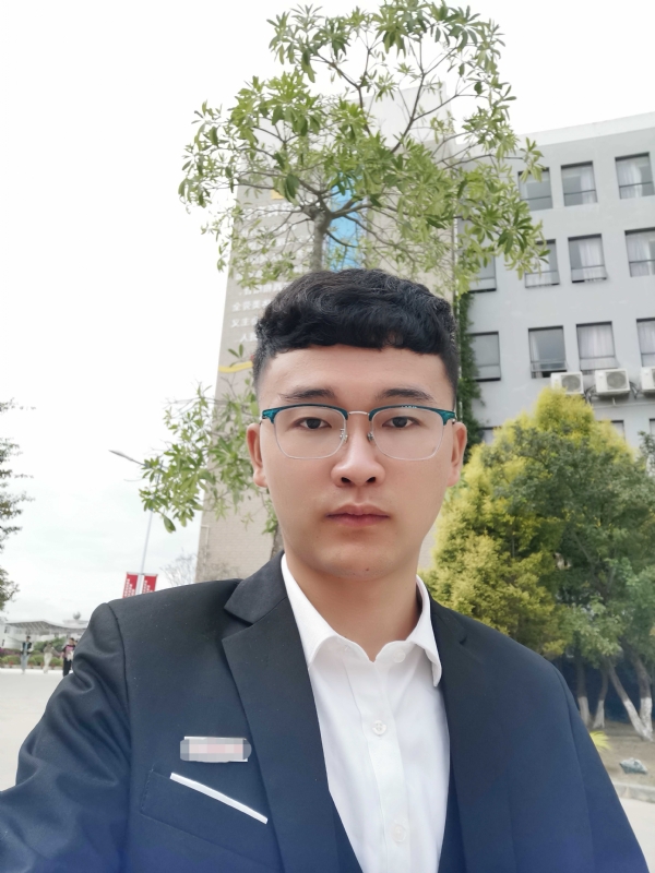 毓文的第一张照片--许昌相亲服务中心