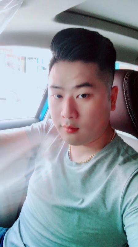 爱吃冰西瓜的猪的第一张照片--许昌相亲服务中心