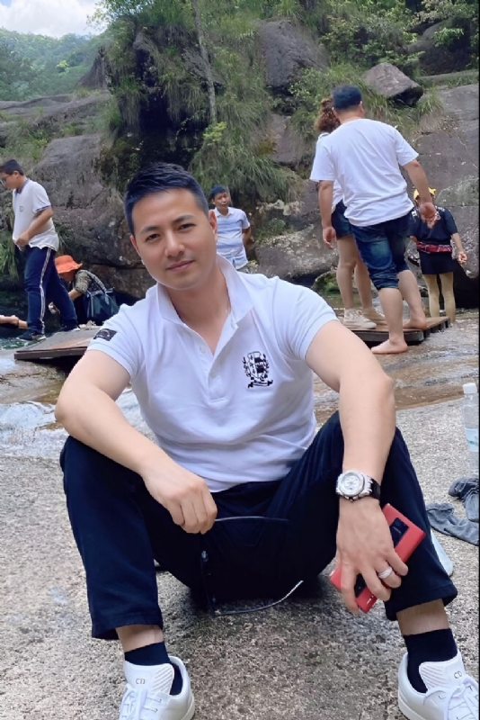 勿忘初心的第三张照片--许昌相亲服务中心